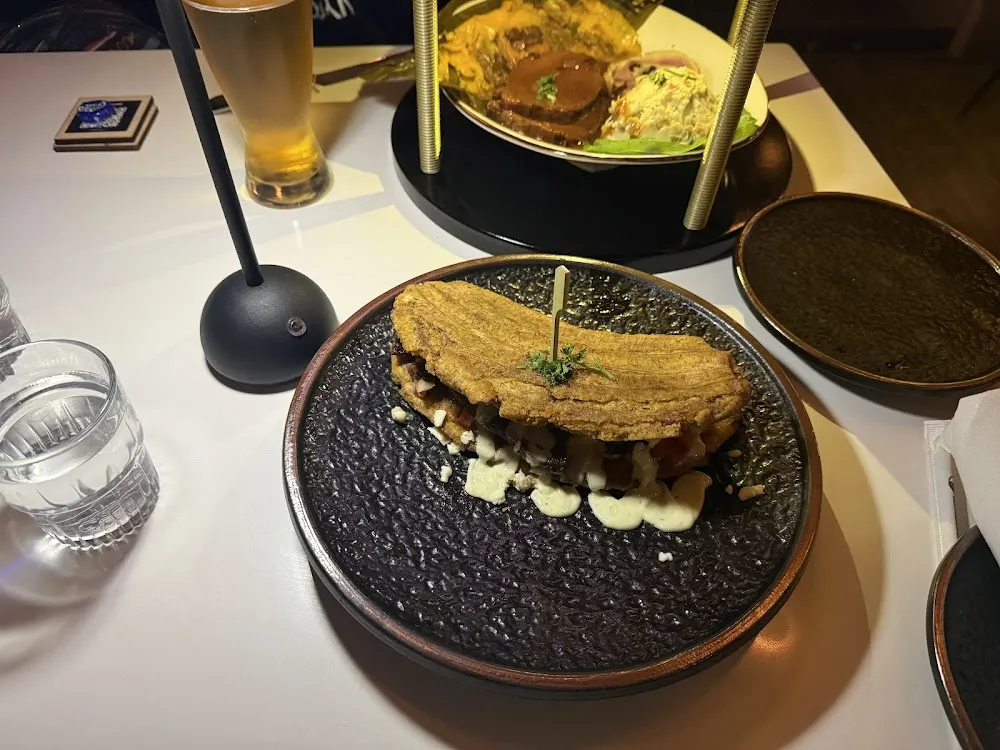 Churrasco Con Plátano